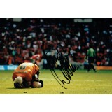 Dean Windass Signed 12 x 8 inch Football Photograph
